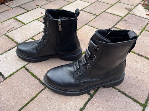 Schuhe